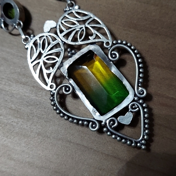 BICOLOR Tourmaline & Peridot Necklace - Picture 4 of 5